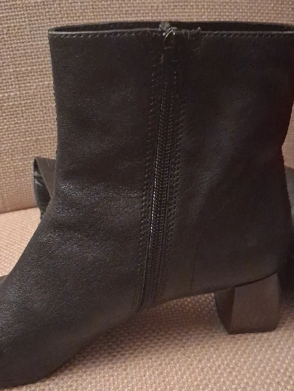 Vagabond black leather